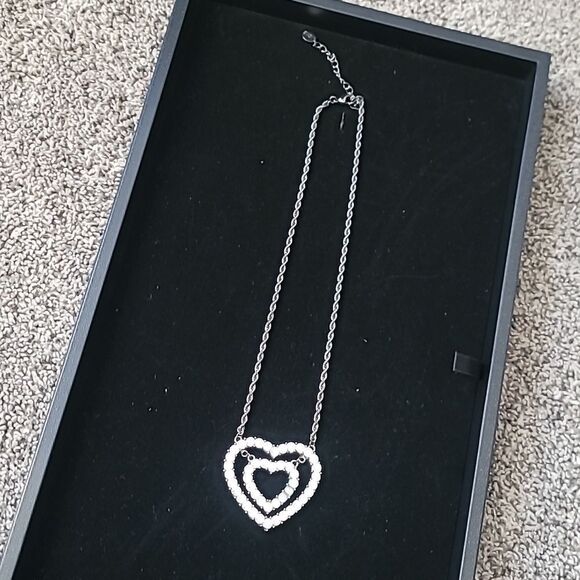 9" Heart with Rhinestones Necklace - Picture 1 of 3